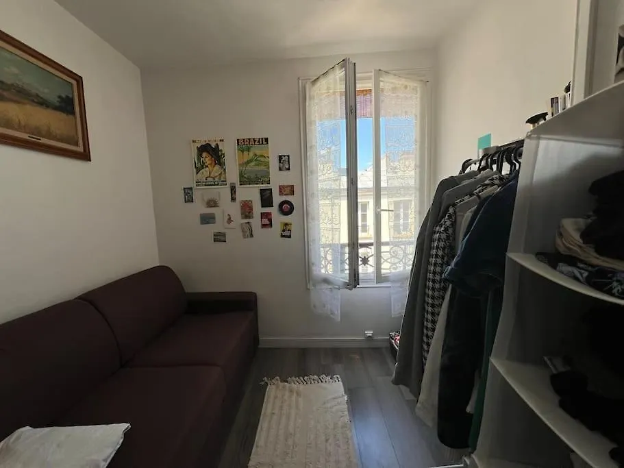 Studio Lumineux Vue Tour Eiffel Apartment Paris 0*,  France